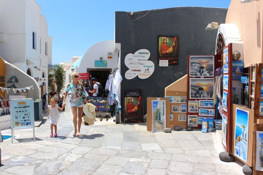 1-Day Boat Trip: Santorini Volcano, Thirassia & Oia Sunset - Who should book this Santorini volcano and Oia sunset trip