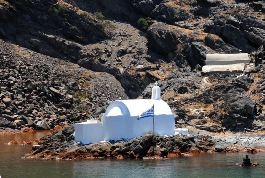 1-Day Boat Trip: Santorini Volcano, Thirassia & Oia Sunset - Nea Kameni: the bumpy trail to an active crater