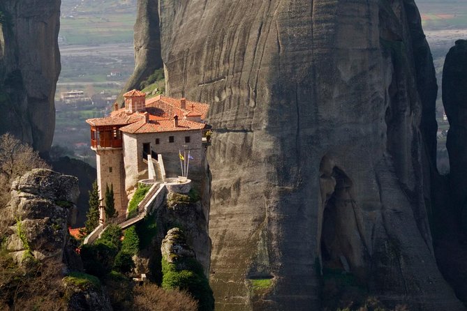 2-Day Tour to Delphi & Meteora with Guide and Tickets From Athens - Day 2 on Meteora: Two Monasteries, Real Stair Climbing, and the Dress Code
