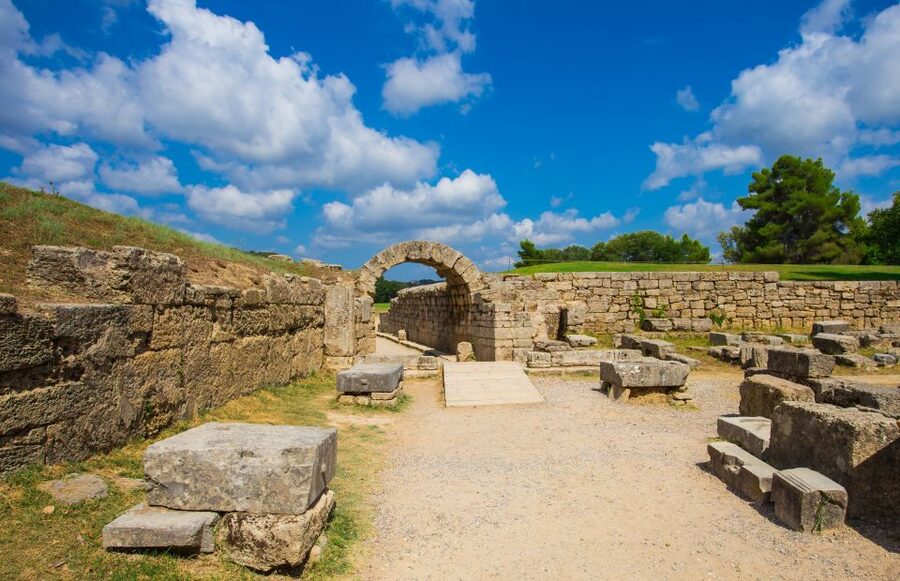 3-Day Ancient Greek Archaeological Sites Tour from Athens - Epidaurus theater: why one stop can change how you hear ancient Greece