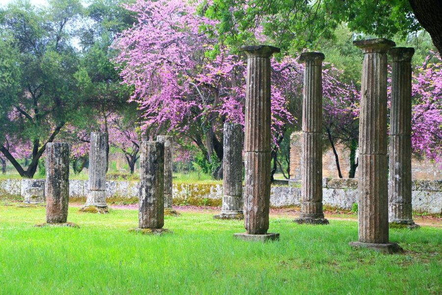 3-Day Ancient Greek Archaeological Sites Tour from Athens - Corinth Bay crossing, Nafpaktos harbor, and arriving in Delphi the scenic way