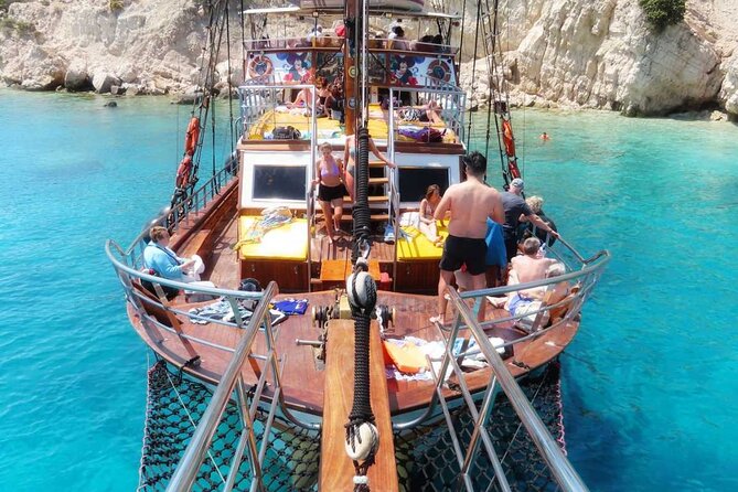 3 Island Cruise Tour in Kos Island with Personalized Audio Guide - Stop 2 in Kalymnos (Vathy Port): Orange Juice, Honey, Swimming, and Lunch