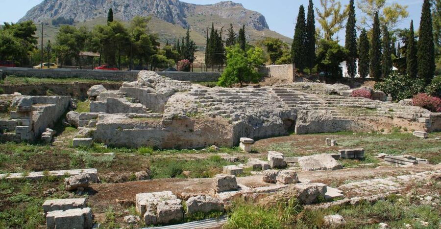 4-Day Tour of Mycenae, Epidaurus, Olympia, Delphi & Meteora - Why this 4-day Athens to Meteora loop makes sense