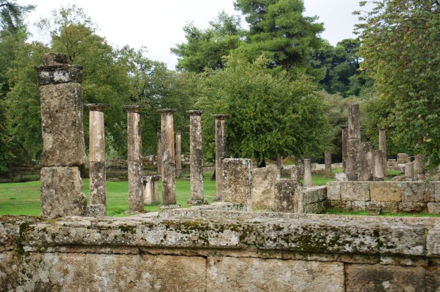 4-Day Tour of Mycenae, Epidaurus, Olympia, Delphi & Meteora - Delphi at the foot of Mount Parnassos, plus the Charioteer