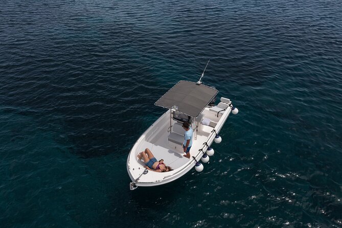 5 Hours Boat Rental in Santorini - Why an 5-hour self-drive boat day feels more like Santorini