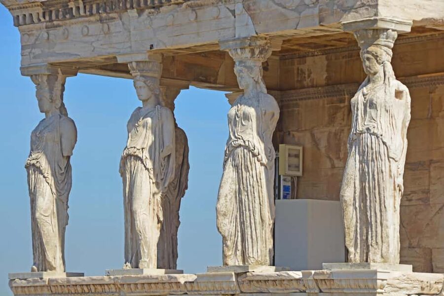 Acropolis and Parthenon: Guided Tour in Italian with Skip-the-Line Ticket - The short drive, break, and hop-off segment that keeps the pace realistic