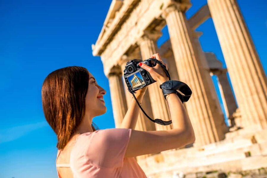 Acropolis and Parthenon: Guided Tour in Italian with Skip-the-Line Ticket - Skip-the-line entry starts the clock in your favor, meeting by the Metro