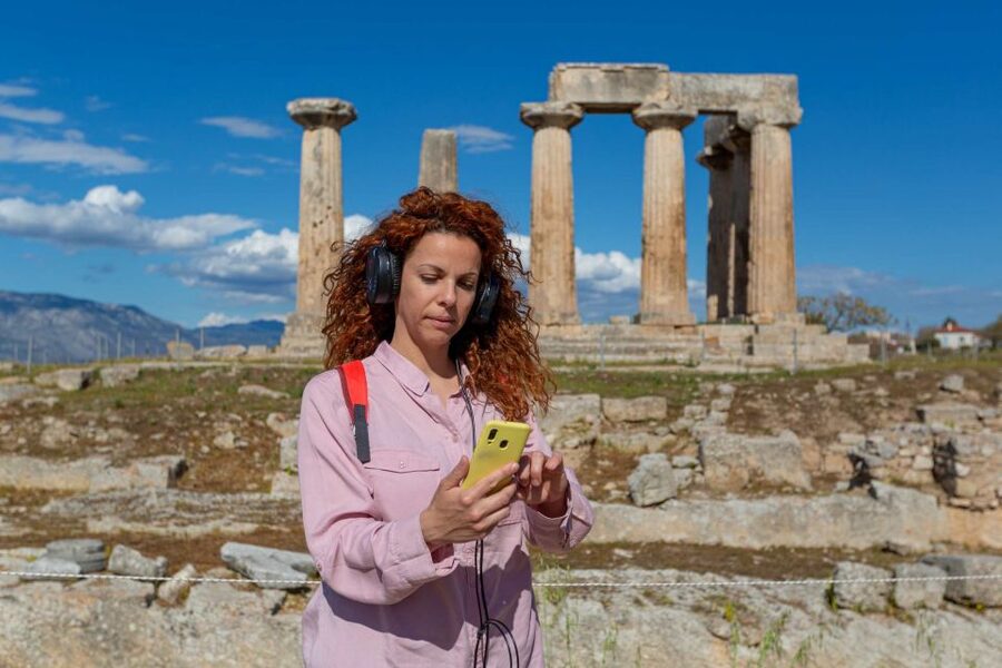 Acropolis of Lindos with Multilingual 3D Audiovisual Tour - Key points at a glance