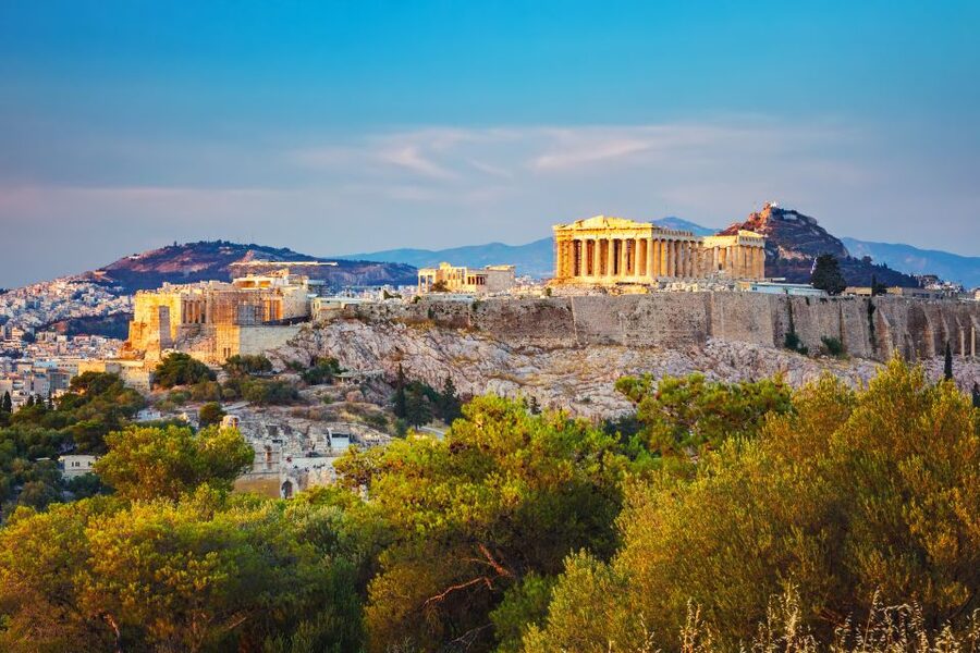 Acropolis Self-Guided Smartphone Tour w/Audio & 3D(No entry) - Who should book this smartphone tour, and who may not love it