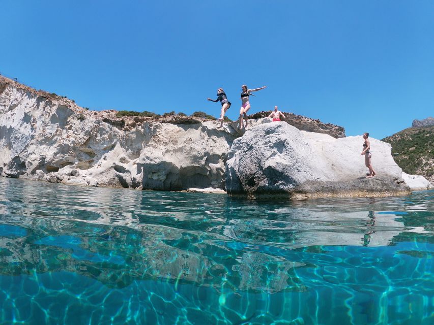 Adamantas: Milos Sightseeing Sailboat Cruise - Kalogries swim stop: light breakfast, snorkeling, and a calmer start