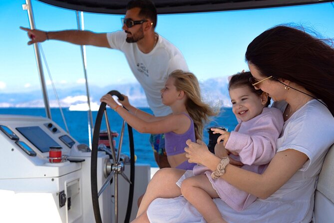Ag.Nikolaos: Catamaran Trip with Sushi, Drinks, & Water Toys - Cretan lunch, dessert, and the onboard dinner rhythm
