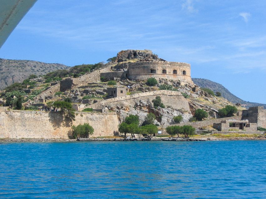 Agios Nikolaos: Boat Trip to Spinalonga with Swim Stop - Arriving at Spinalonga: how the guided walk and free time work