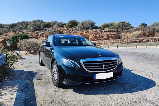 Airport Pickup Services - Meeting Your Driver in Athens: Signs, Waiting Windows, and Cruise Dock Practicalities
