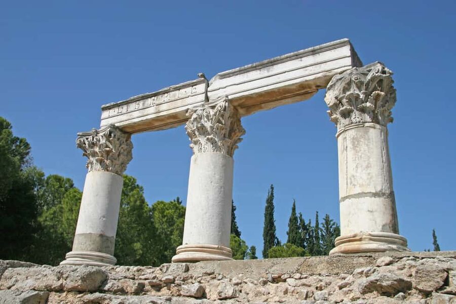 Ancient Corinth Self-Guided Tour with 3D & Audio (No Ticket) - Languages, Audio Quality, and One Real-World Caution