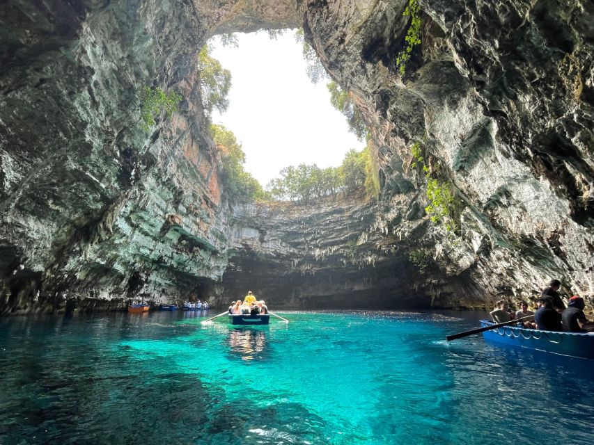 Argostoli: Melissani Lake, Drogarati Cave, and Myrtos Beach - Drogarati Cave: 118 Steps and 150-Million-Year Formations