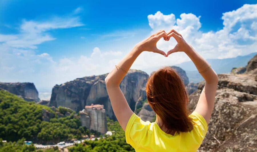 Athens: 2-Day Meteora Monasteries/Caves Tour and Hotel Stay - Key things to love about this Meteora package