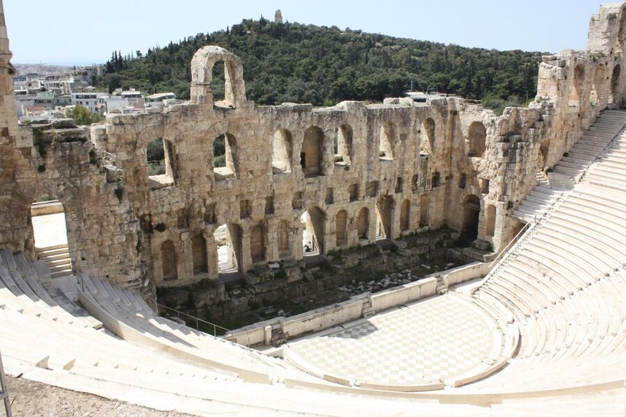 Athens:Acropolis - Historical Center Walking Tour in Spanish - Old Town and Plaka: your walk through the Athens postcard