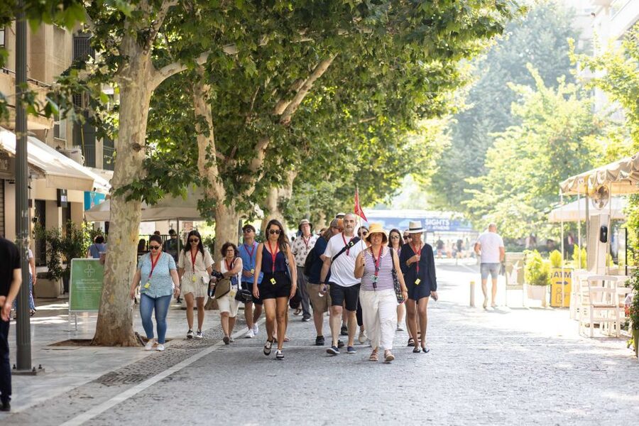 Athens: Acropolis & Parthenon Walking Tour with Expert Guide - Acropolis summit free time: use the views, not just the minutes