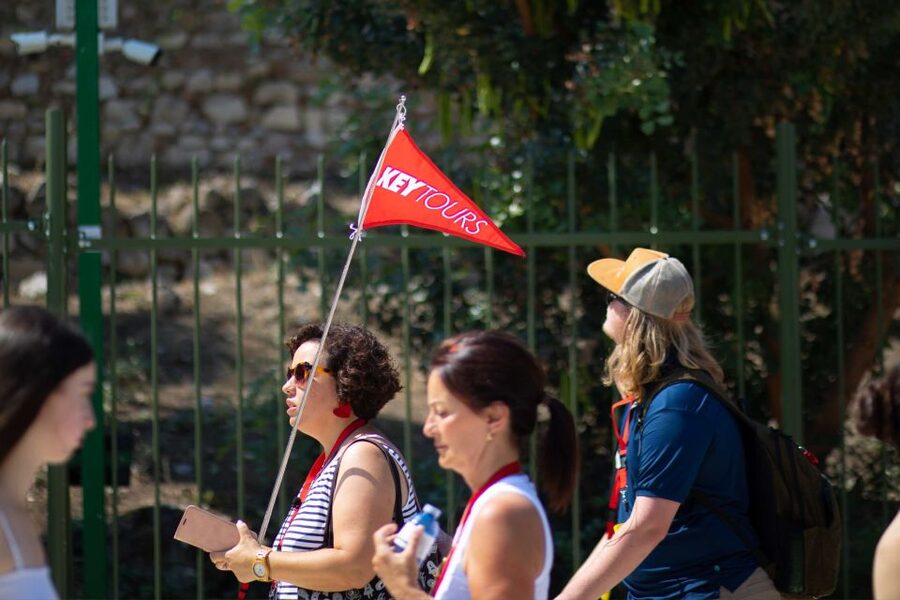 Athens: Acropolis & Parthenon Walking Tour with Expert Guide - Temple of Athena Nike: a short visit with a real sense of purpose