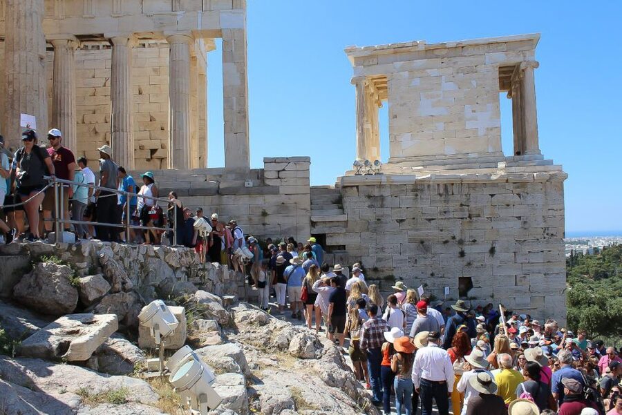Athens: Acropolis Ticket with Multilingual Audio Guide - Who this experience suits best, and who might be happier elsewhere