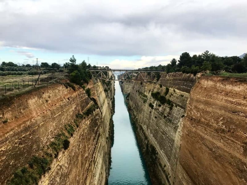 Athens: Ancient Corinth Tour with Official Guide & Tickets - The guide quality is the difference between good and unforgettable