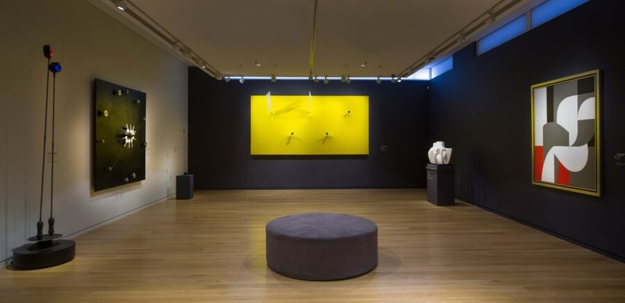 Athens: B&E Goulandris Foundation Art Museum Entry Ticket - The shop: practical souvenirs tied to the art