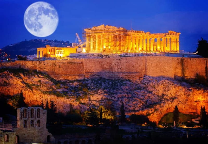 Athens by Night: Social Walking Tour to Meet, Connect, & Explore - Syntagma Square and the Changing of the Guard in the evening