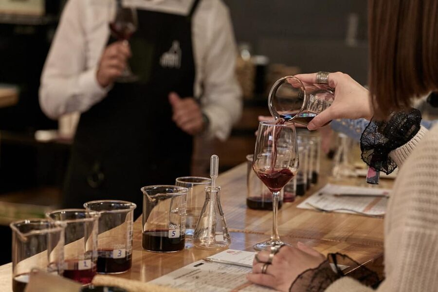 Athens: Create Your Own Wine-Workshop under the Acropolis - Food pairings that keep the workshop comfortable
