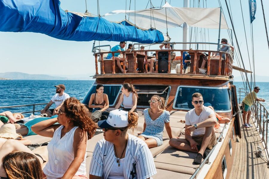 Athens: Cruise to Agistri, Moni & Aegina with Lunch & Drinks - Should you book Athens Agistri, Moni, and Aegina?