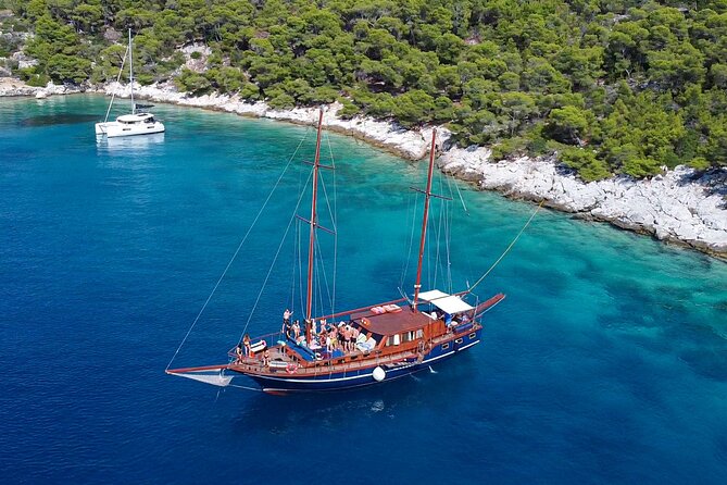 Athens Day Cruise: 3 Islands Tour in the Saronic Gulf with Lunch - Who should book, and who might prefer another kind of Greece day trip