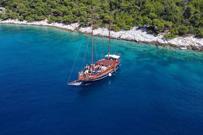 Athens Day Cruise: 3 Islands Tour in the Saronic Gulf with Lunch - The 9:00 AM schedule, built around travel and three focused stops