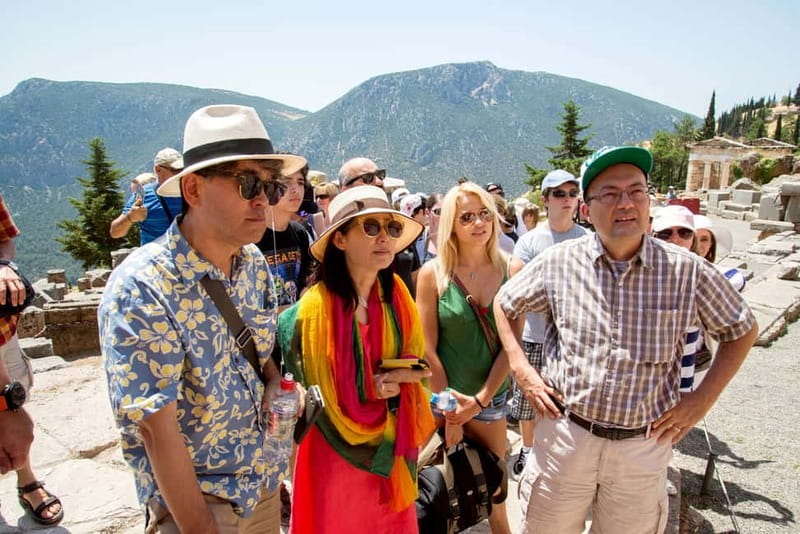 Athens: Delphi and Arachova Day Trip with Guide - Lunch timing: your one-hour reset before the return ride