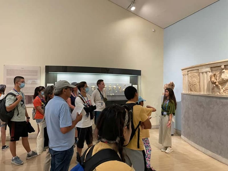 Athens: Delphi Oracle & Museum Tour with a Licensed Guide - Arachova taverna time: free to eat, browse, and reset