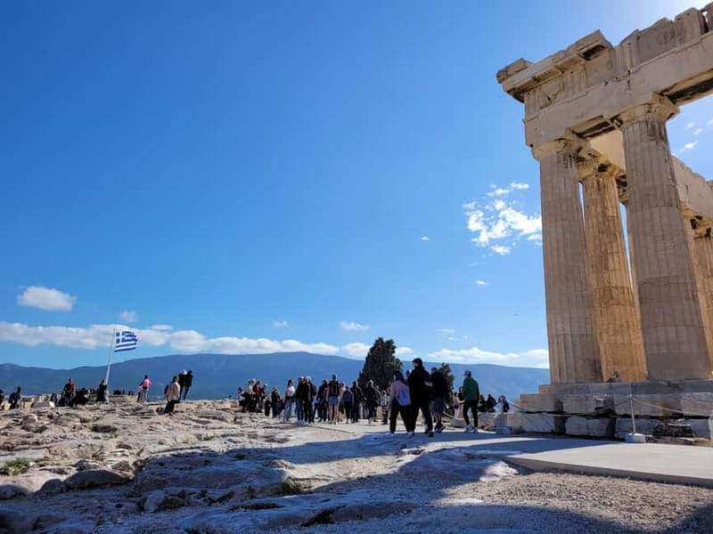 Athens: Discover Acropolis and Parthenon on a Guided Tour - A smart way to see the Acropolis, fast and without the queue grind