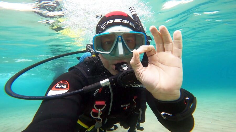 Athens East Coast: Discover Scuba Diving in Nea Makri - The water sessions: shallow practice, then 5 to 6 meters