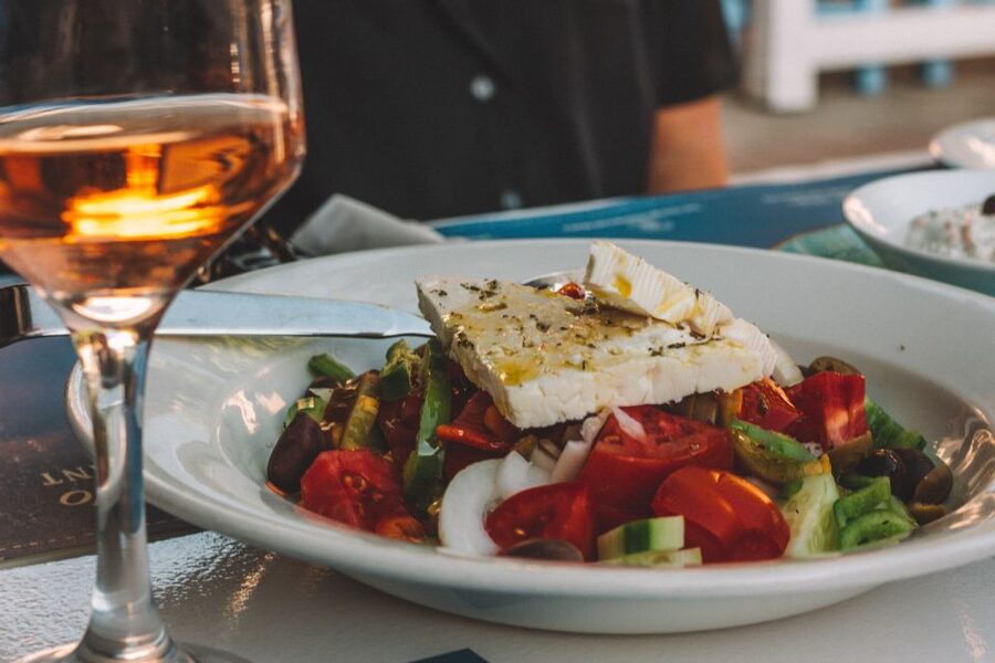 Athens: Evening Guided Walking Tour with Plaka & Dinner - Why This Athens Evening Tour Works Better Than a Daytime Crawl