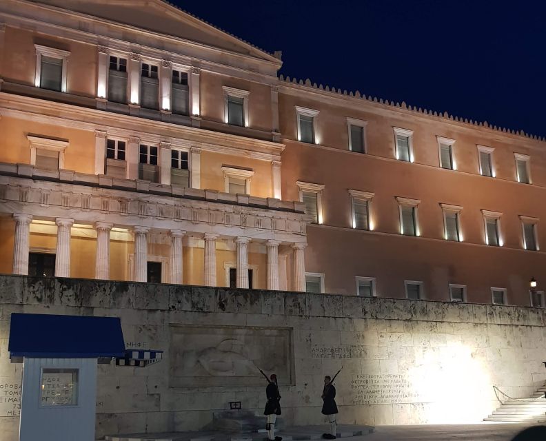 Athens: Evening Guided Walking Tour with Plaka & Dinner - Starting at Syntagma Square, Watching the Evzones