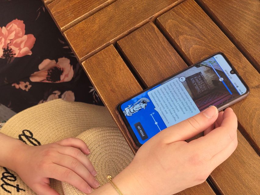 Athens: Family Mythology Treasure Hunt and Tour - Tips to Keep It Fun: Shoes, Stairs, Phones, and a Smooth Pace