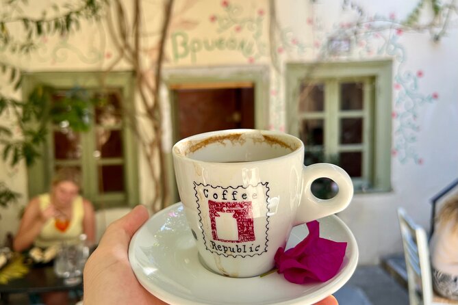 Athens Food Tour with 10+ Tastings of Greek Traditional Dishes - The food and drinks: 10+ tastings that actually add up