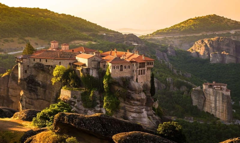 Athens: Full-Day Meteora Tour with Local Guide & Greek Lunch - Timing, Stairs, and Photo Stops for Better Photos With Less Stress