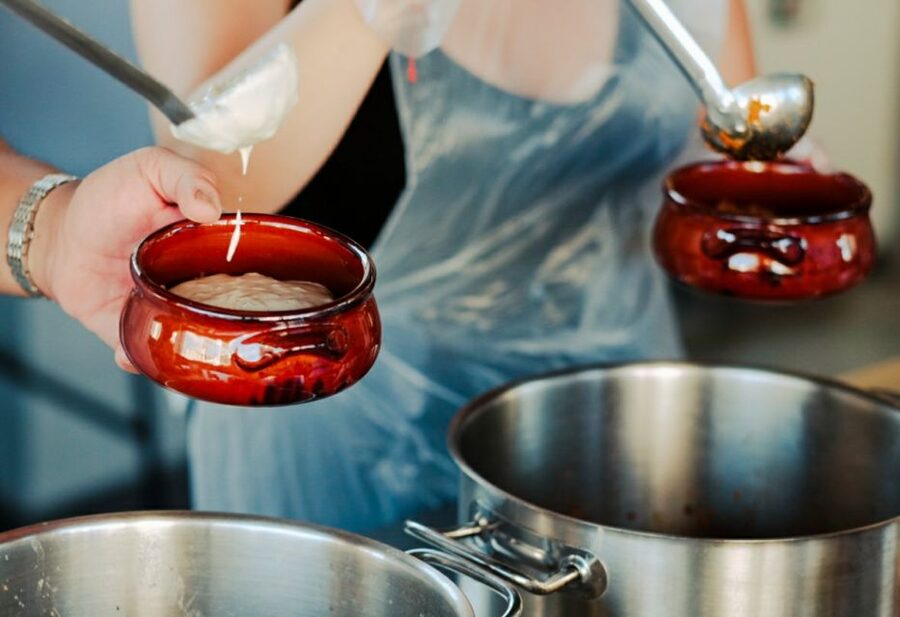 Athens: Greek Cooking Class & Dinner on a Rooftop - Finding the Kitchen Near Monastiraki Square (and What to Wear)