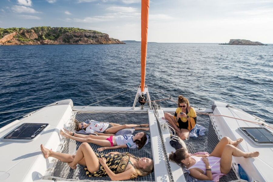 Athens: Half-Day Sunset Catamaran Cruise with Meal & Drinks - Swim stops: the best part if you pack a towel and a swimsuit