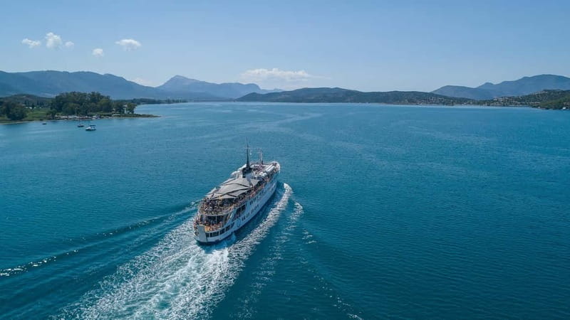 Athens: Hydra, Poros & Aegina Day Cruise with Lunch - Aegina town and the spiritual sights: pistachios and temples