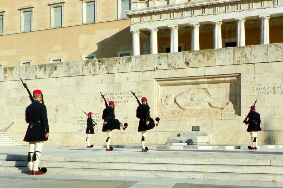 Athens Instagram Tour: The Most Scenic Spots - National Garden and the Garden of Amalia Break: Green Photos in the City Center