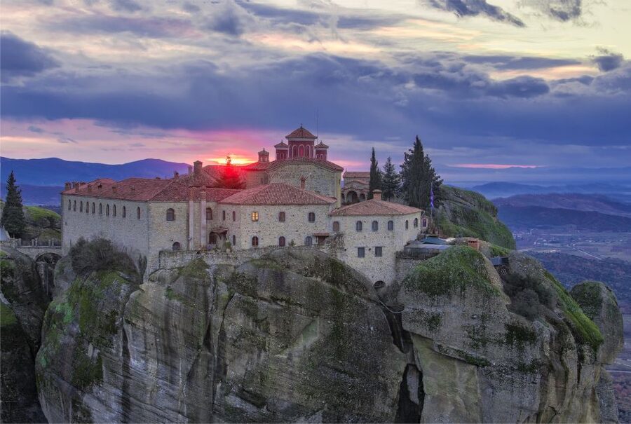 Athens: Meteora 2-Day Trip with Hotel, Sunset & Morning tour - Kalambaka as your base: breakfast, views, and easy transfers