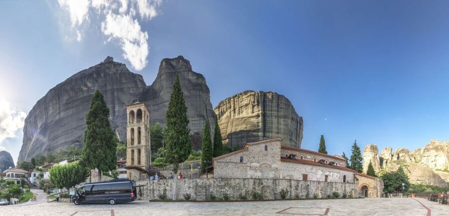Athens: Meteora 2-Day Trip with Hotel, Sunset & Morning tour - Group size, guides, and the audio smart system