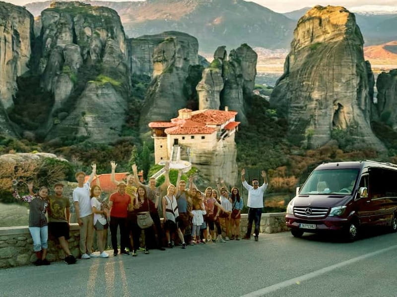 Athens: Meteora Monasteries Day Trip with Caves and Lunch - Why Meteora feels like a “how is this even possible” day