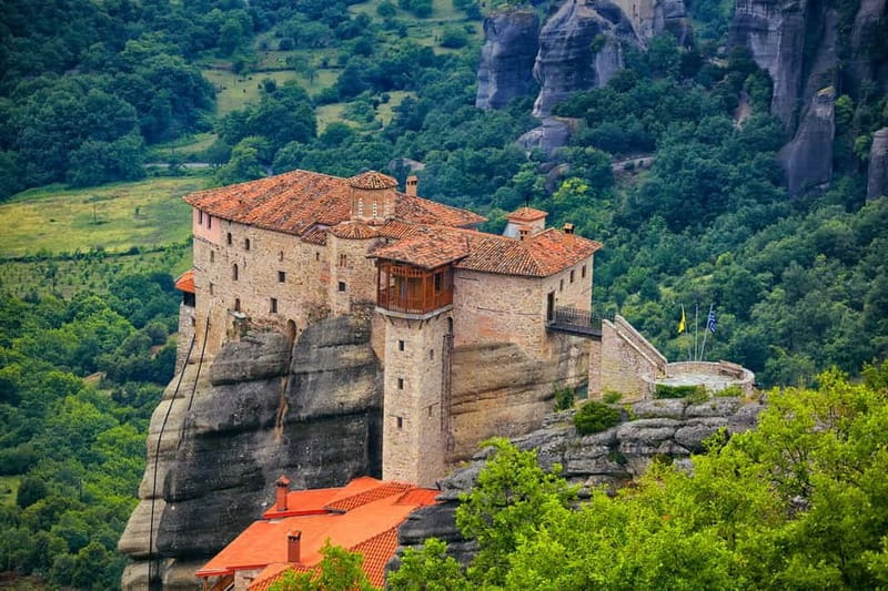 Athens: Meteora Monasteries, Hermit Caves & Seaside Escapes - The viewpoint strategy: seeing eight monasteries without rushing yourself crazy