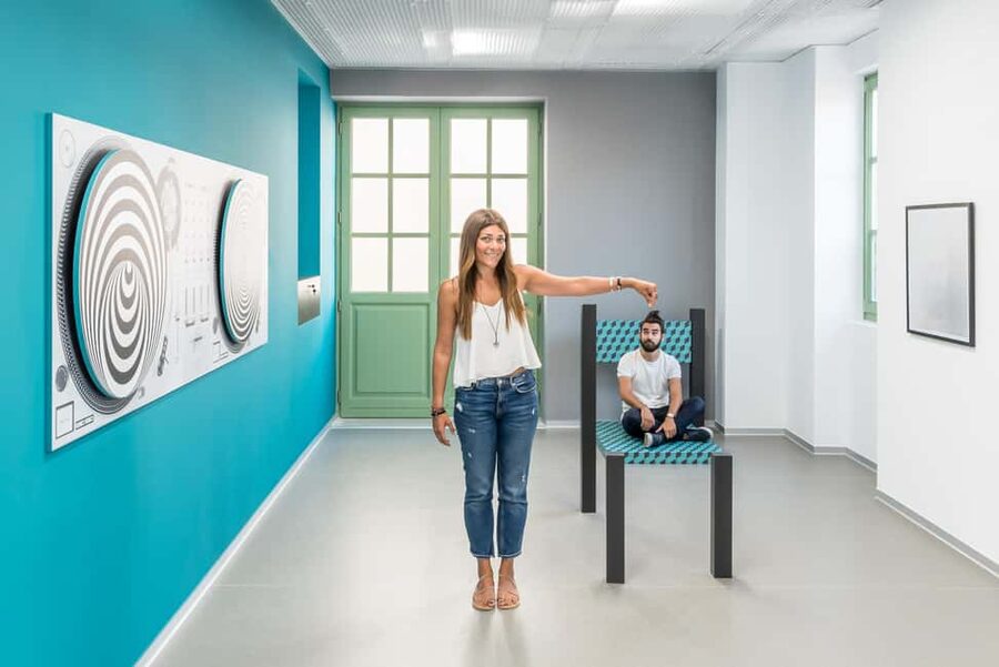 Athens: Museum of Illusions Admission Ticket - 60 Illusions, Self-Paced and Photo-First
