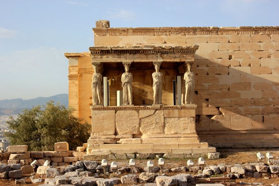 Athens: Private Guided Skip-the-Line Tour of the Acropolis - Starting point near Dionysus Zonars, and getting oriented fast
